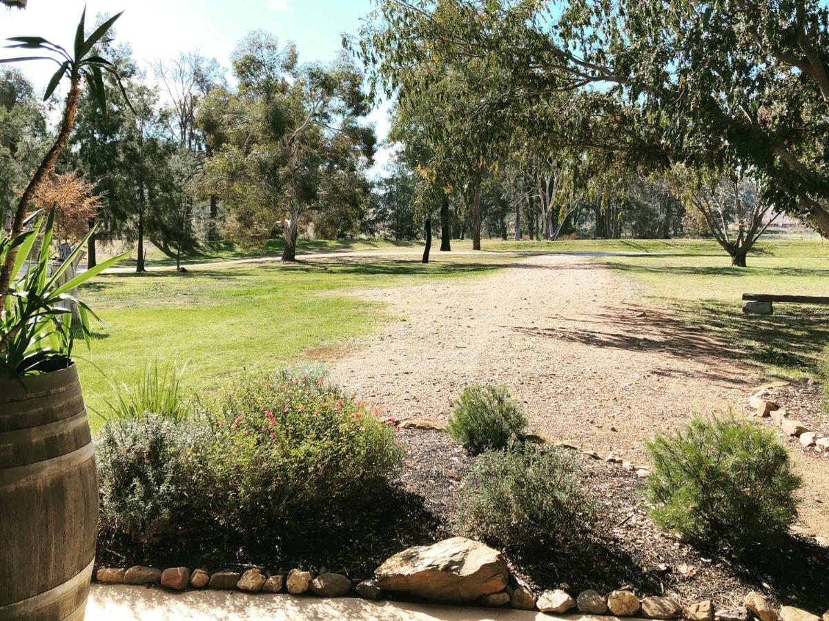 Pieter Van Gent Winery & Vineyard Budgee Budgee 外观 照片