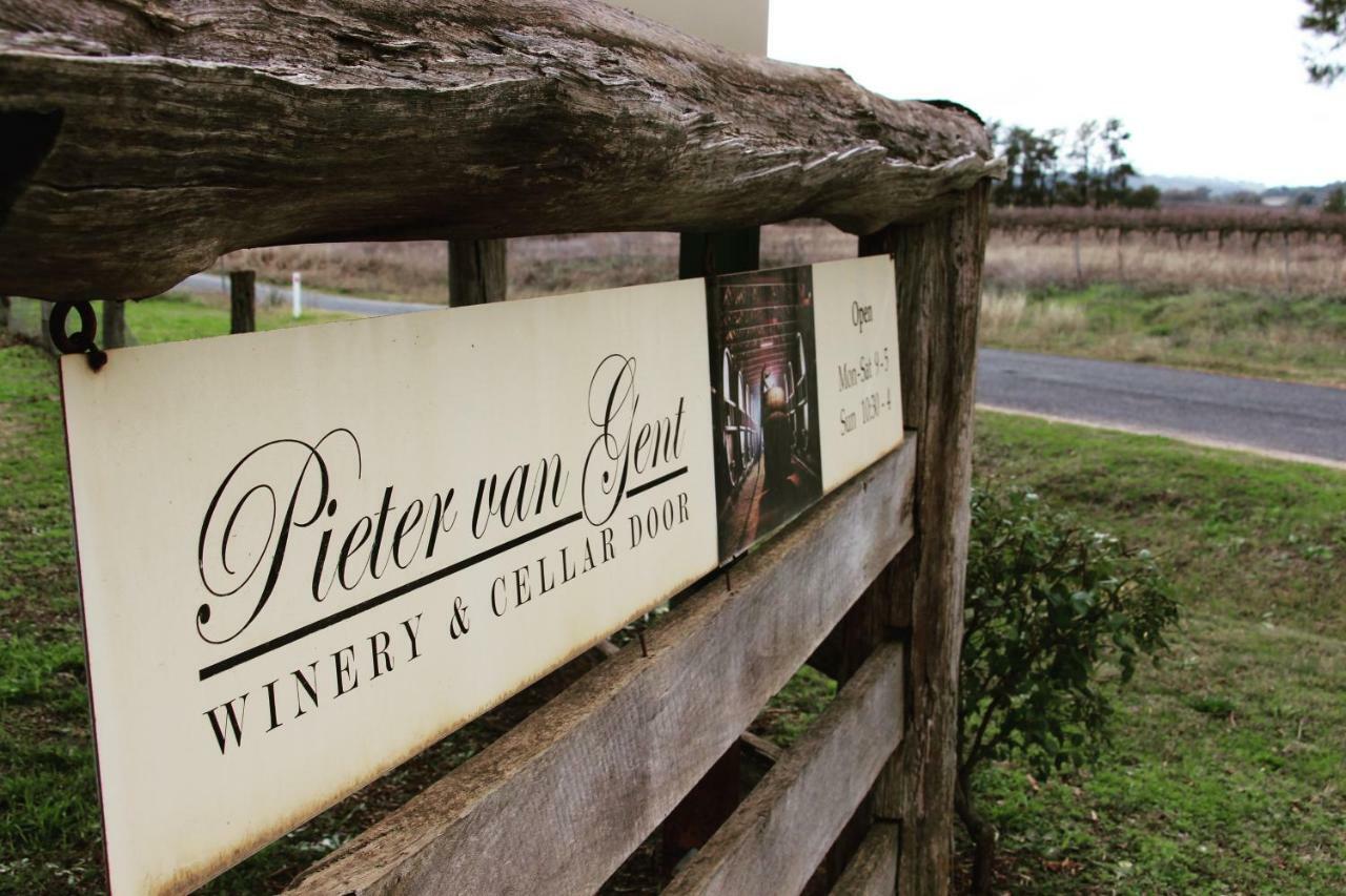 Pieter Van Gent Winery & Vineyard Budgee Budgee 外观 照片